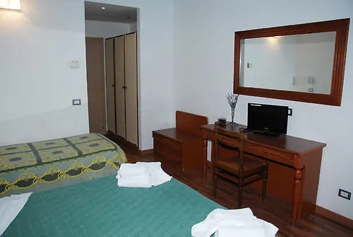 Hotel Golden Rimini 3*,